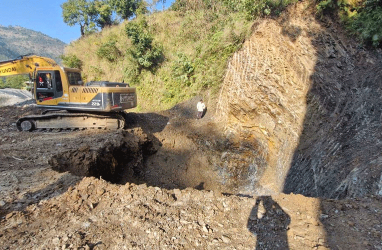 कर्णालीमा यी ३३ आयोजना अलपत्र,कहाँ कहाँ छन् अलपत्र ?